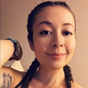 Meet your Posher, Vanessa